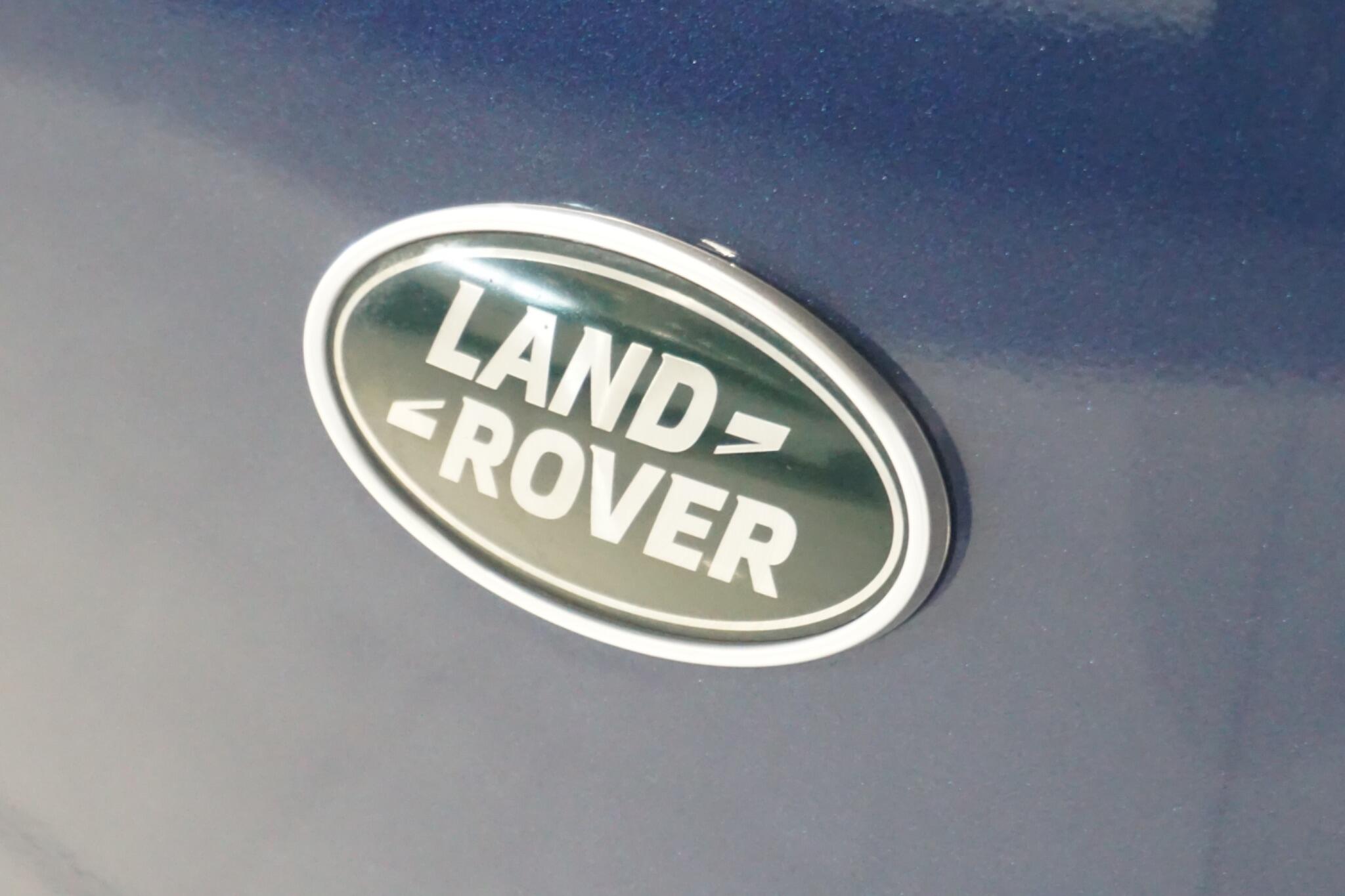 Land Rover Range Rover 2.0 P400e 12.4kWh GPF Vogue SUV 5dr Petrol Plug-in Hybrid Auto 4WD Euro 6 (s/s) (404 ps)